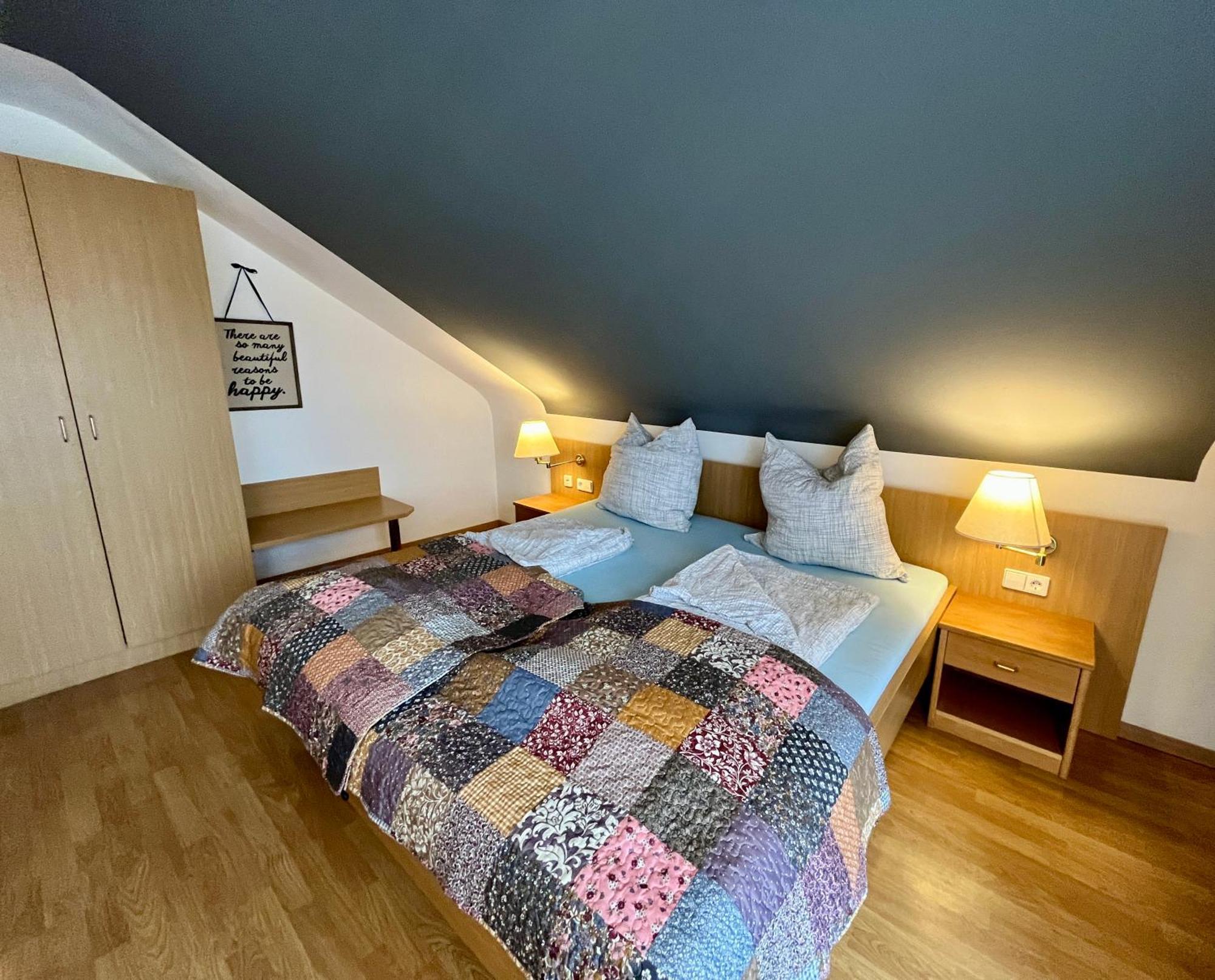Goldener Hahn B&B Baiersbronn - Ferienwohnungen Mit Hotel Service Nahe Gartenschau Tal X Quarto foto